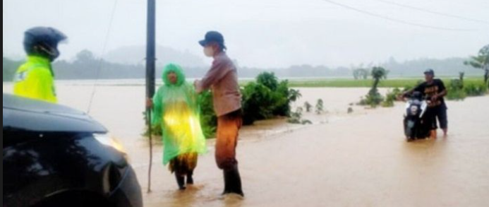 Banjir dan longsor yang terjadi di Kecamatan Bolangitang Barat, Kabupaten Bolaang Mongondow Utara, Sulawesi Utara, pada [tanggal kejadian] lalu, telah mengakibatkan kerusakan yang signifikan pada infrastruktur dan harta benda penduduk. Hujan deras yang mengguyur wilayah tersebut selama beberapa hari mengakibatkan sungai meluap dan tanah longsor di beberapa titik.